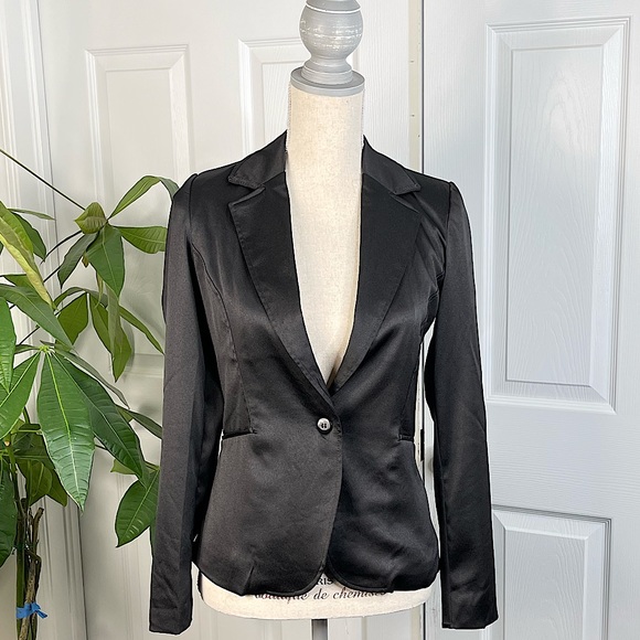 Mark. Women’s Blazer with Floral Lining - Picture 1 of 5